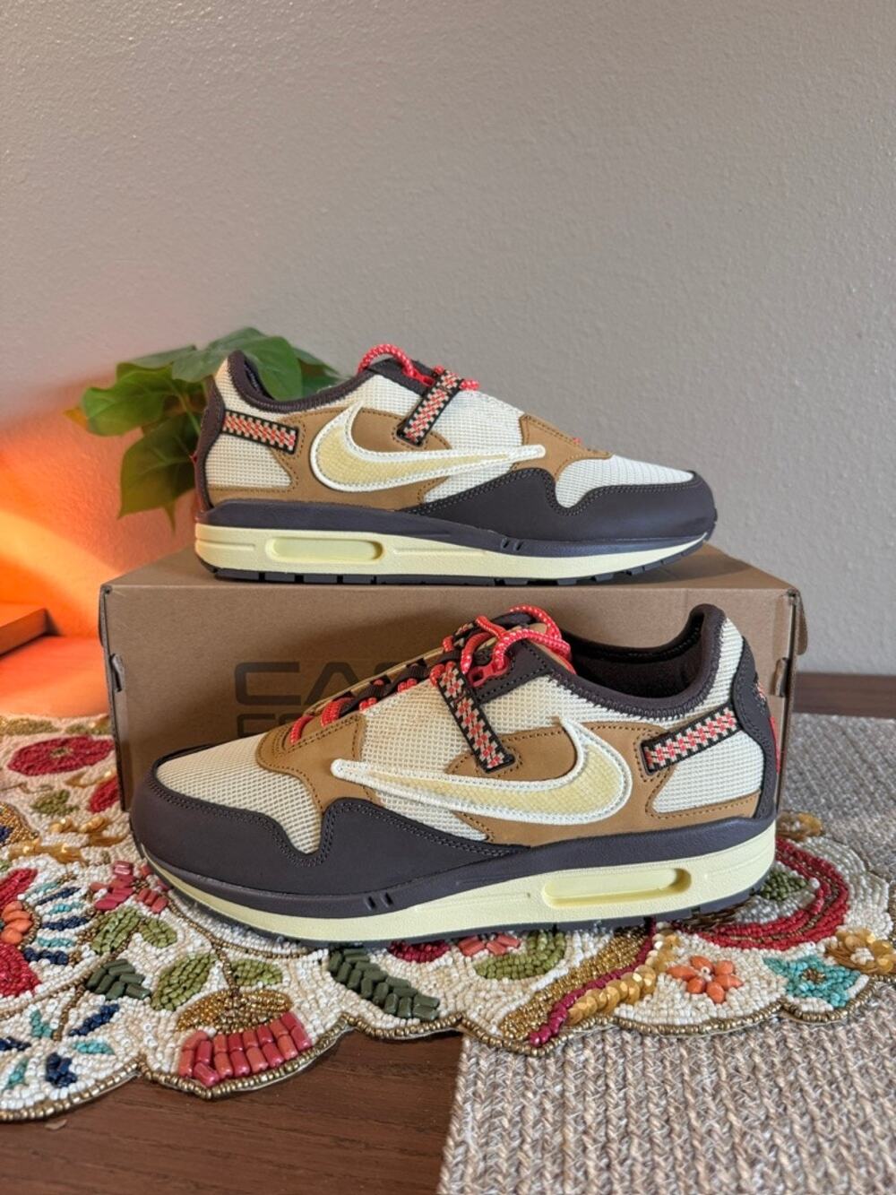 Nike Air Max 1 x Travis Scott Cactus Jack Baroque Brown Wheat Gold DO9392 200